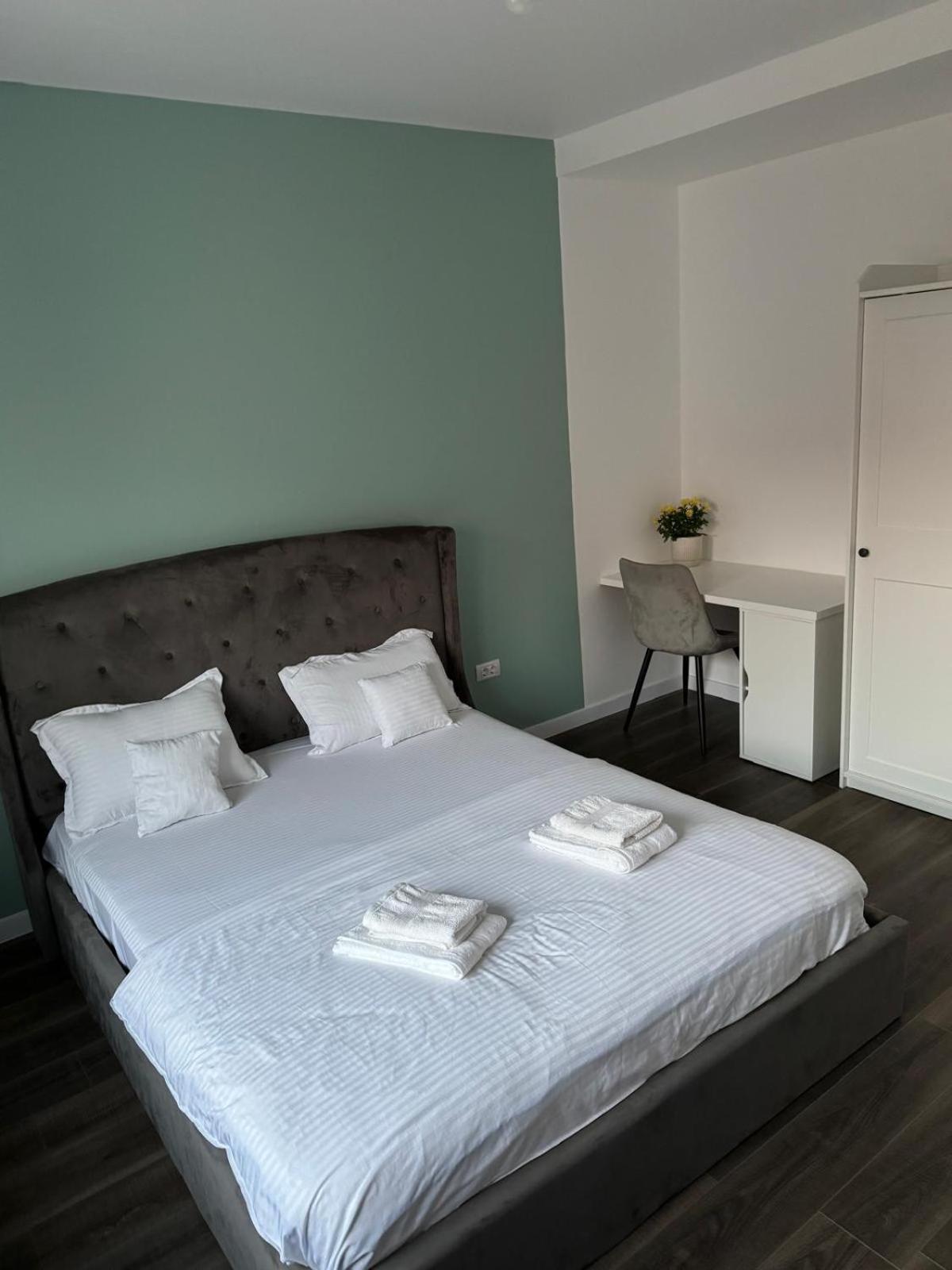 Casira Guesthouse Sînmartin Exteriör bild
